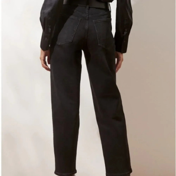 Banana Republic High-Rise Black Wash Straight Jean - Picture 2 of 16